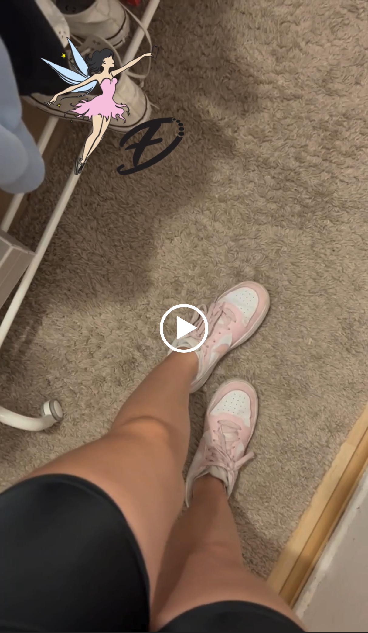 The first video ever from Emelie - she take off her pink Nike AF1 shoes and white sneaker socks